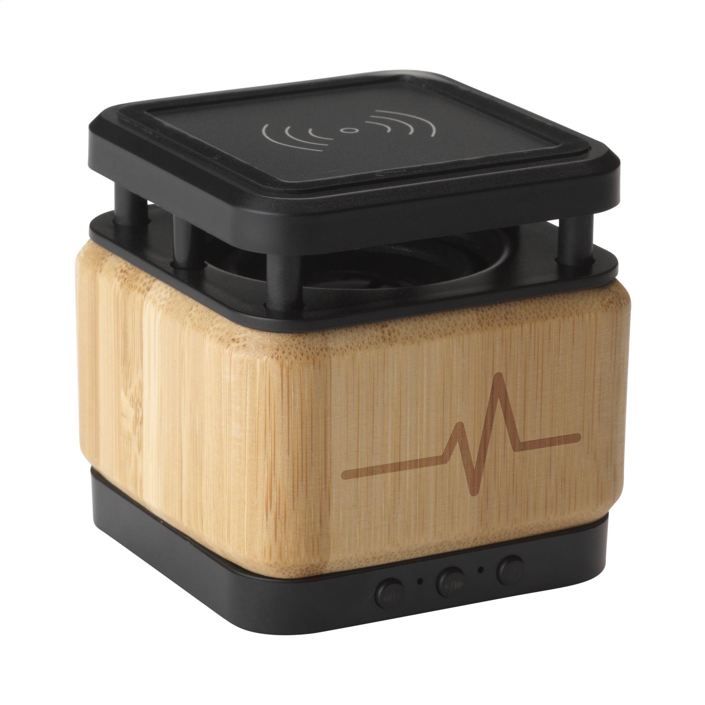 Cargador inalámbrico y altavoz CubeBamboo