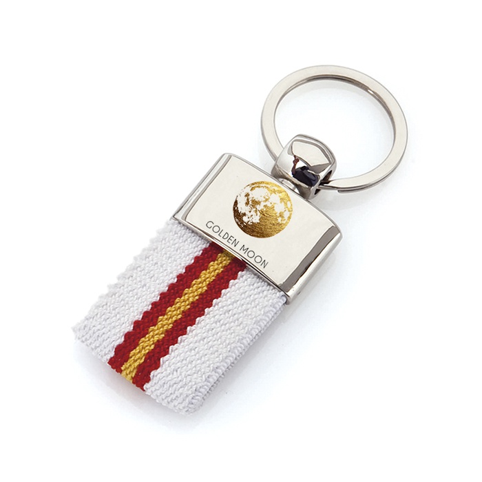 Llavero de poliéster con accesorios de la bandera española y refuerzo de metal - Aragüés del Puerto