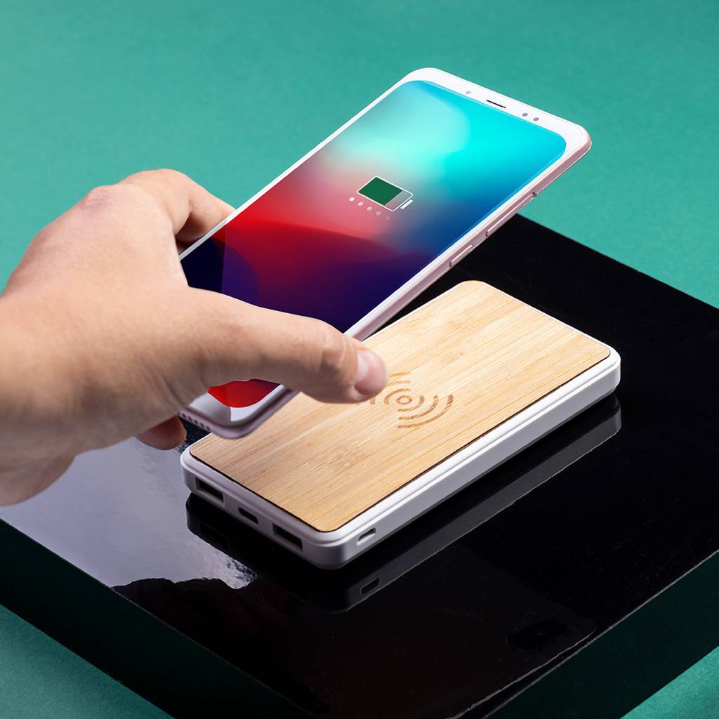 Banco de energía de cargador inalámbrico de bambú de 8,000 mAh - Castelflorite
