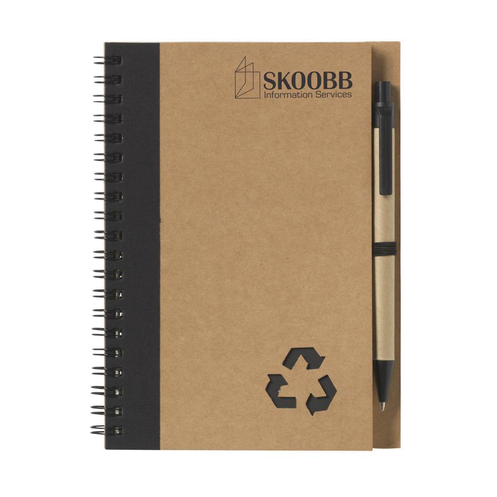 Cuaderno de espiral de material reciclado con bolígrafo de tinta azul - Fuente el Fresno