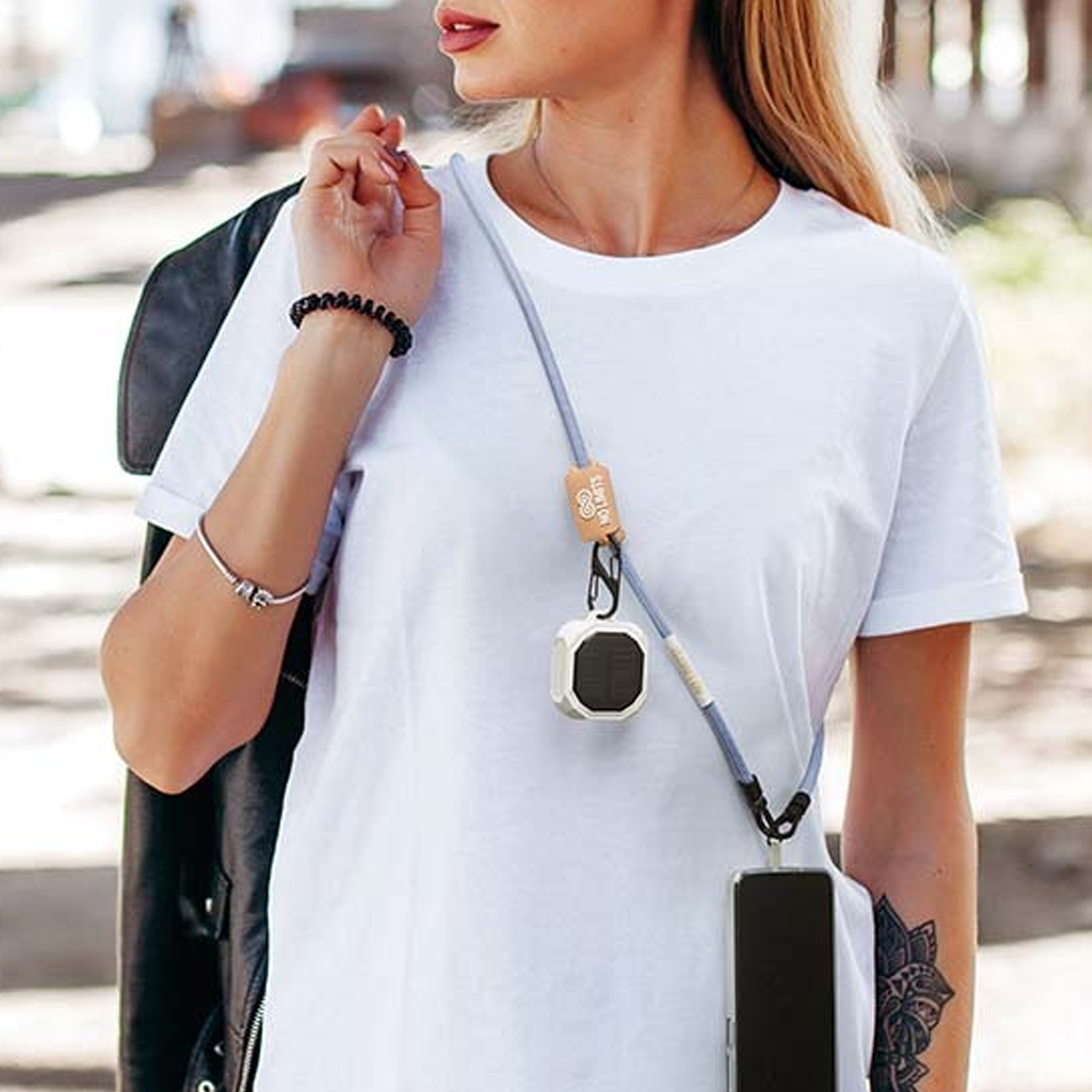 Soporte de teléfono cruzado con cordón ajustable - Castellnou de Bages