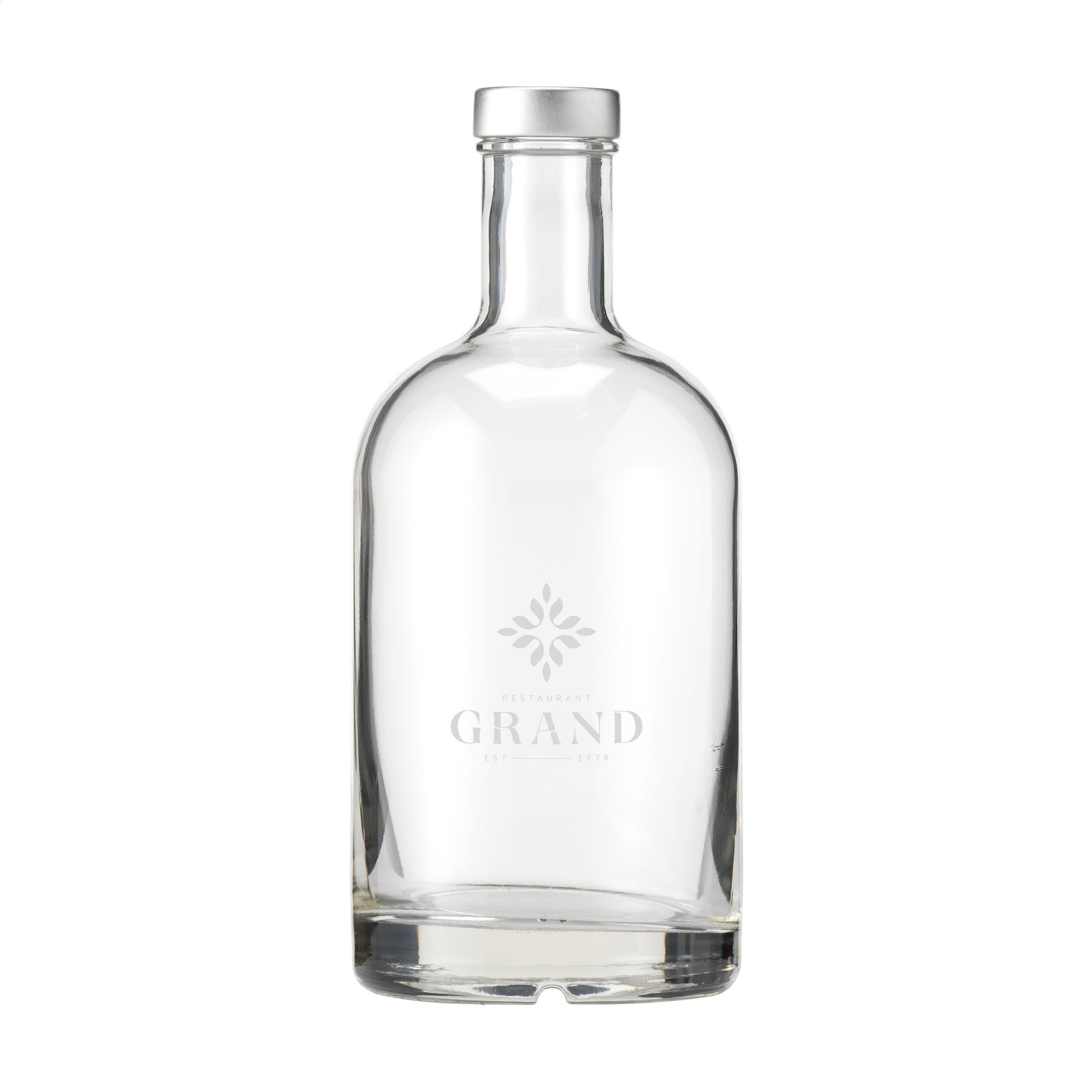 Botella de Agua Helsinki con Tapa de Rosca 700 ml